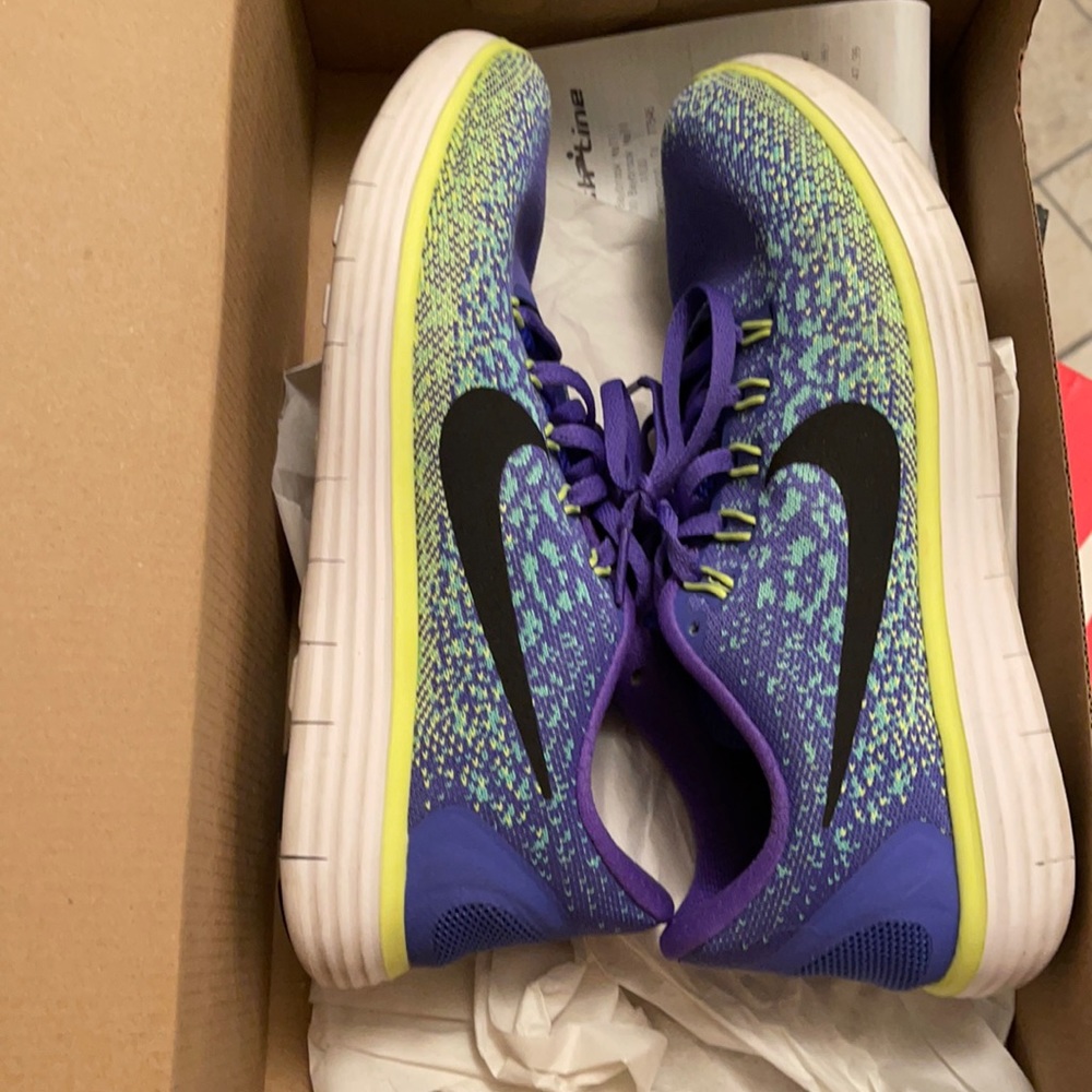 nike free run✨
